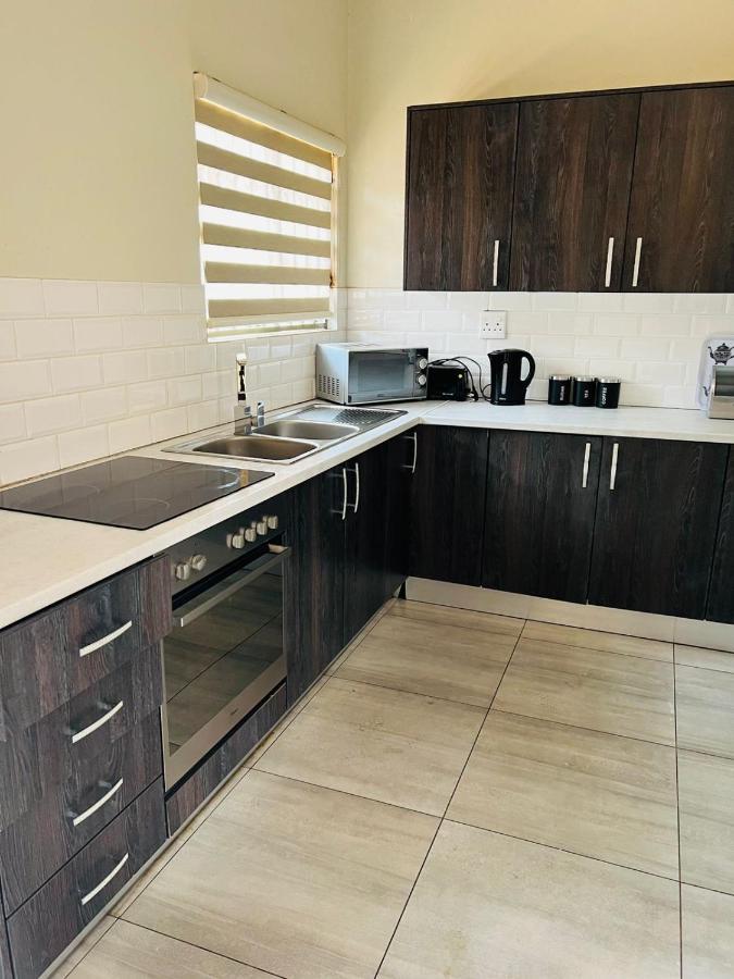 Ultimate Sky _ 2 Bedroom Villa Pretoria-Noord Eksteriør billede